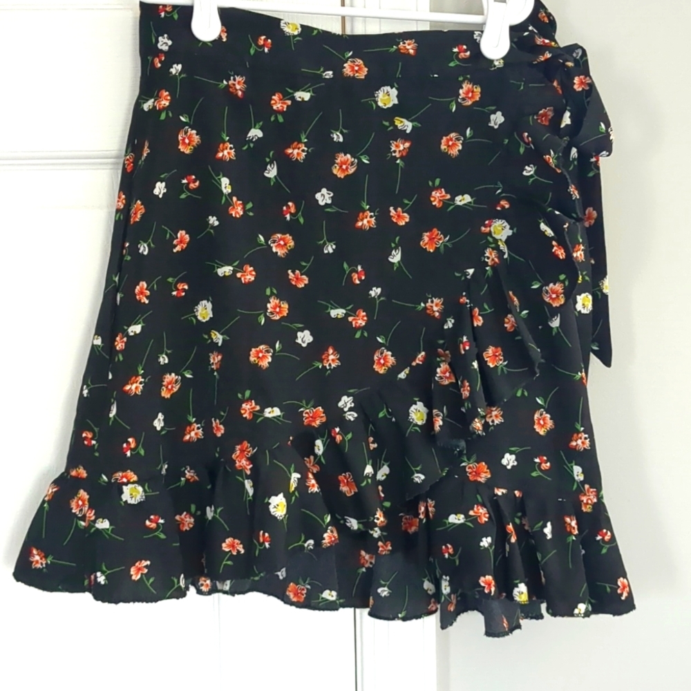 Tie wrap ruffle skirt